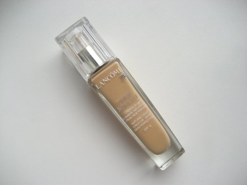 1-Lancome-Teint-Miracle-Foundation